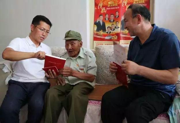 著名画作拼图